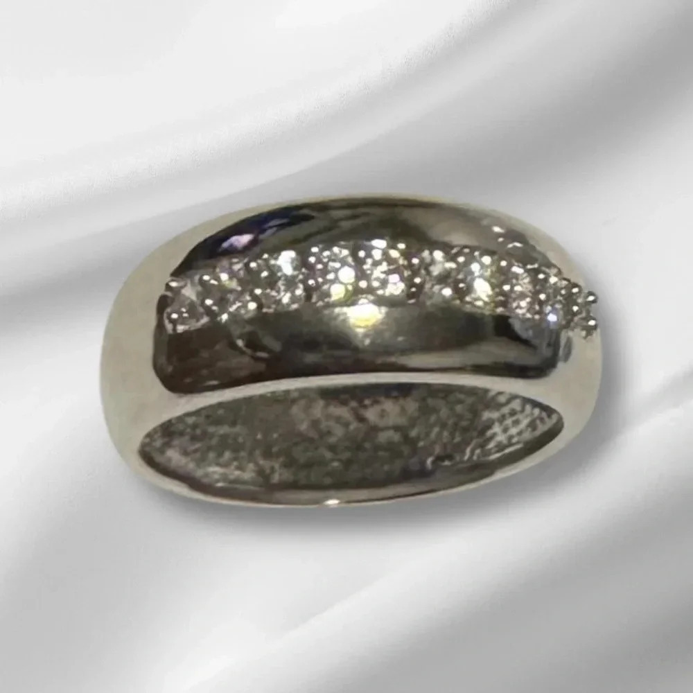 🇨🇦🆕5th Avenue Rhodium Ring - Picture 2 of 16